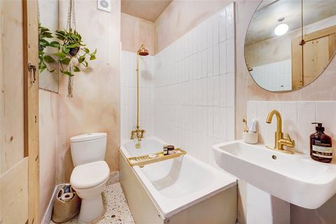 23b Alma Road, London, SW18 1AA