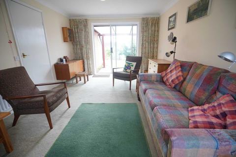 2 bedroom retirement property for sale - Warren Drive, Lewes