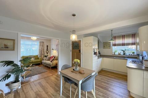 24 Kendal Road, Lowestoft, NR33 0JG