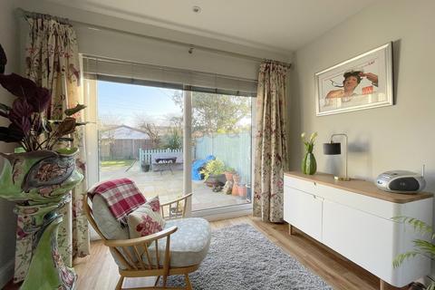 24 Kendal Road, Lowestoft, NR33 0JG