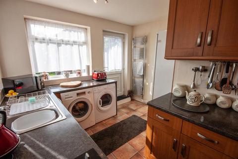 11a Anglesey Crescent, Brownhills, Walsall, WS8 7PA