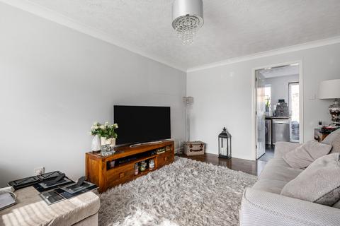 54 Chatfield Way, East Malling, West Malling, ME19 6UE