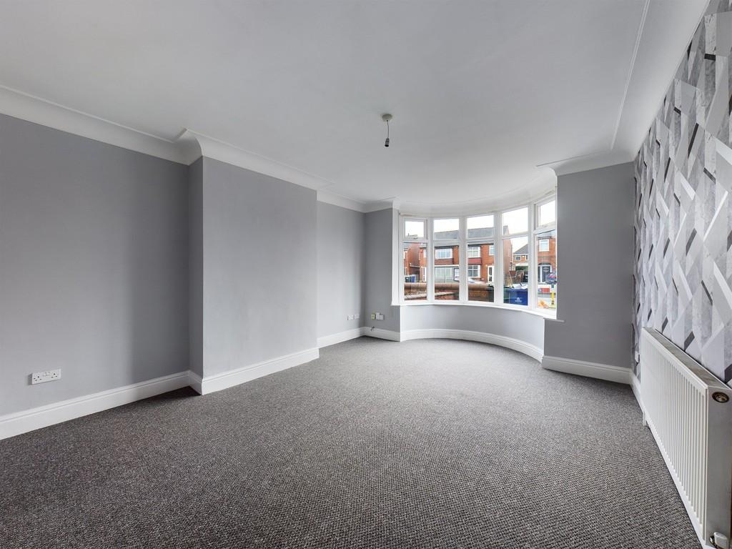 Belle Vue, Doncaster 3 bed semidetached house £775 pcm (£179 pw)