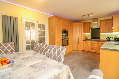 Cedars Broom Road, Hullbridge, Hockley, SS5 6HN