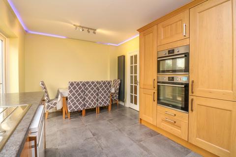 Cedars Broom Road, Hullbridge, Hockley, SS5 6HN