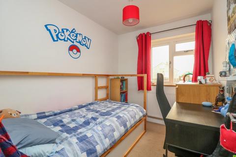 Cedars Broom Road, Hullbridge, Hockley, SS5 6HN
