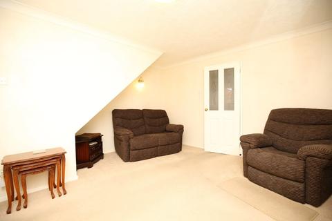 46 Minions Close, Atherstone, CV9 2BD