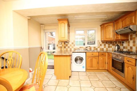 46 Minions Close, Atherstone, CV9 2BD