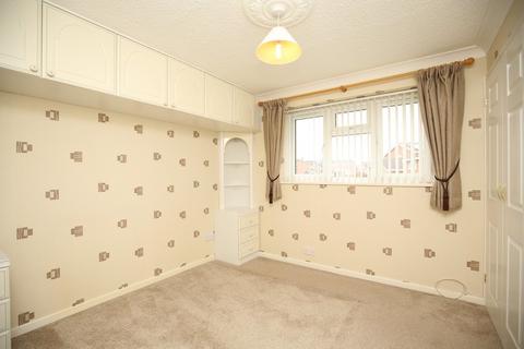 46 Minions Close, Atherstone, CV9 2BD