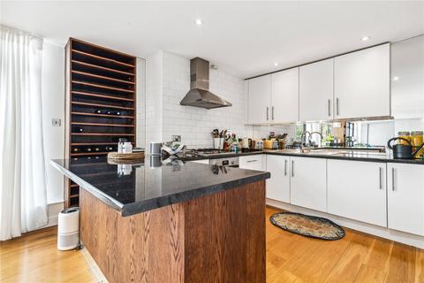 2 bedroom flat to rent, Dickens Court, 13-16 Britton Street, Clerkenwell, London