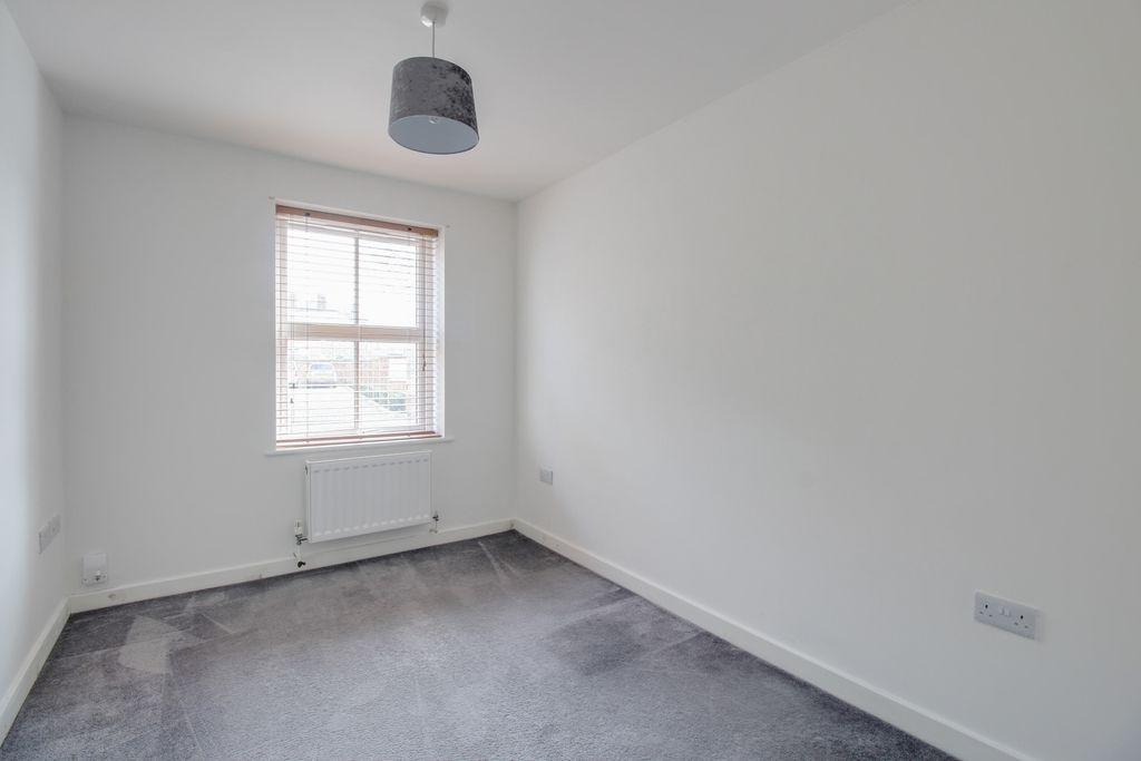 Bedroom 2 (Double)