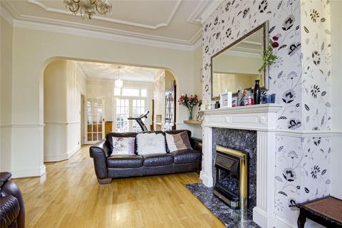 4 bedroom terraced house for sale, Northcott Avenue, London, N22