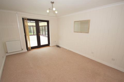 24 Merlin Close, Thornhill, Cardiff, CF14 9AW