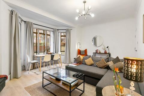 undefined, Cromwell Road, Earls Court, London