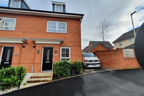 4 bedroom semi-detached house for sale, Lune Crescent, Northwich