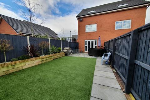 8 Lune Crescent, Northwich, CW9 7NY