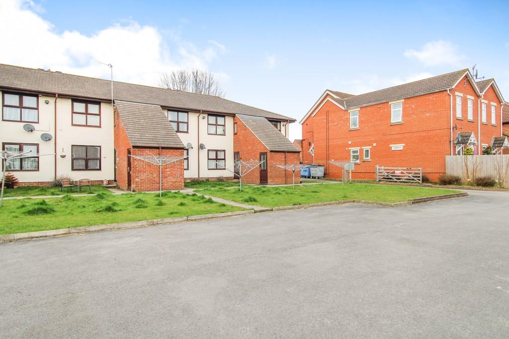 Whitworth Road, Swindon 1 bed £110,000