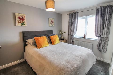 15 Sterling Chase, Knaresborough, HG5 0WF