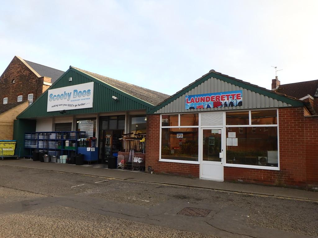 Spalding, PE11 1BT Retail property (out of town) for sale £285,000
