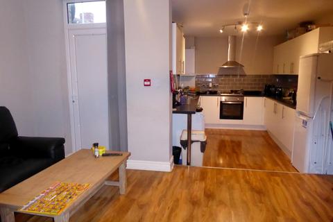 1 bedroom in a house share to rent - Malvern Road, Kensington, Liverpool