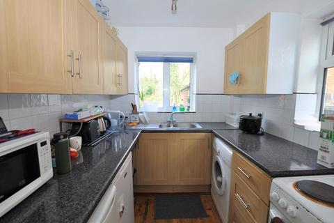 11 Beech Grove, Guildford, GU2 7XA