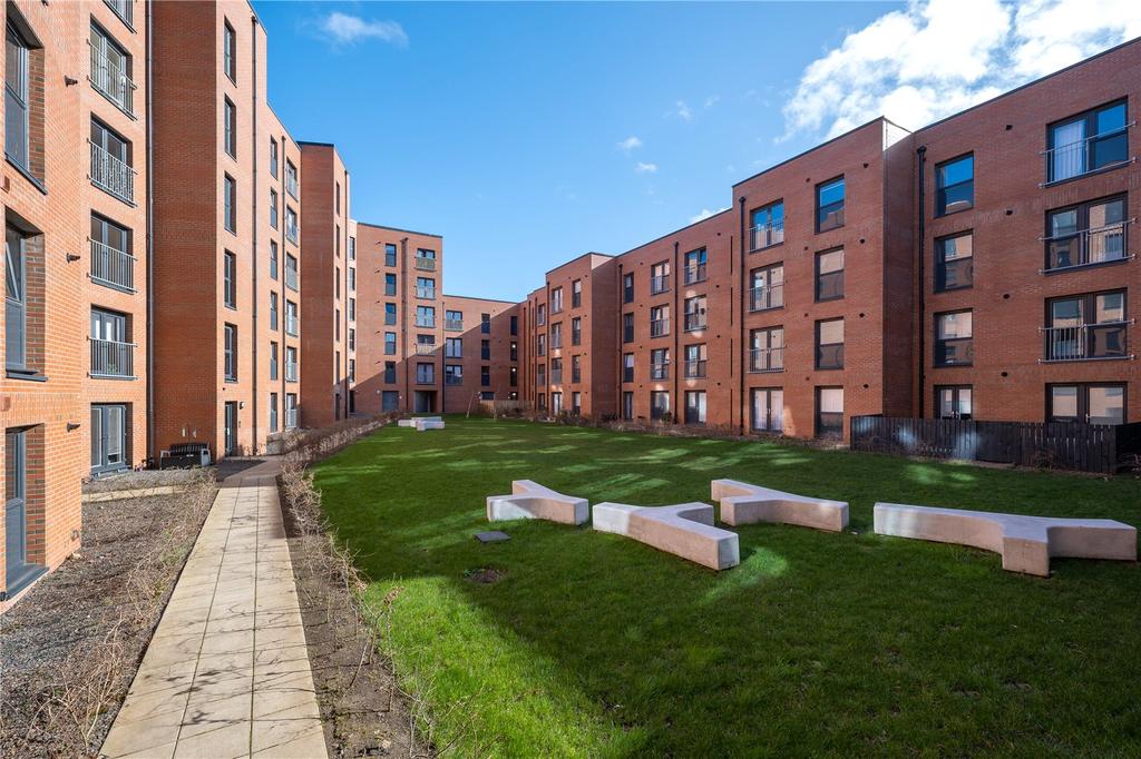 Ashley Place, Edinburgh 2 bed apartment £220,000