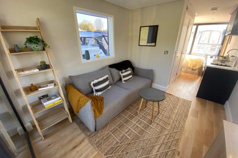 1 bedroom houseboat for sale, Bates Wharf Marine, Bridge Road, Chertsey