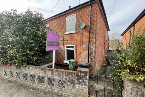 2 bedroom semi-detached house to rent, St Johns Road, Hedge End, Southampton SO30 4AB