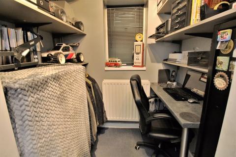 55 Blackthorne Road, Walsall, WS5 4NF