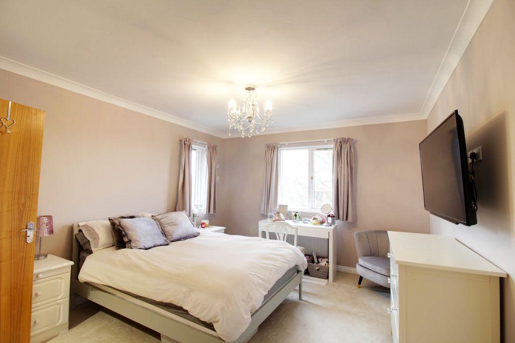 Bedroom 1 (Double with Ensuite)