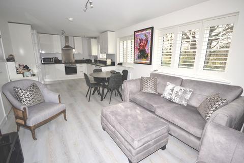 4 Archer Close, Coopersale, Epping, CM16 7FG