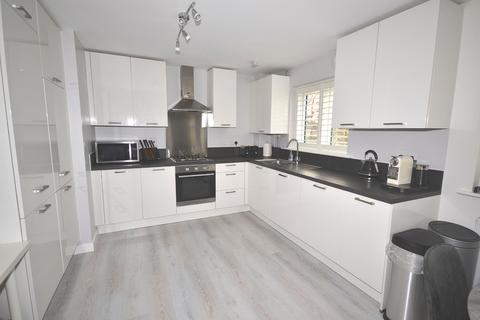 4 Archer Close, Coopersale, Epping, CM16 7FG