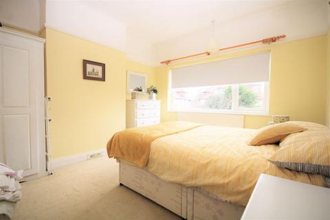 40 Barn Hey Crescent, Wirral, CH47 9RP