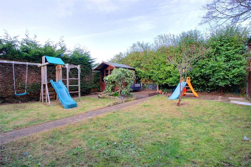 Sandy Lane, Dereham, Norfolk, NR19 2 bed semidetached house £209,950