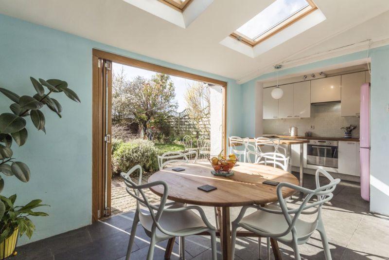 Goldcroft Common, Caerleon REF... 3 bed terraced house £325,000
