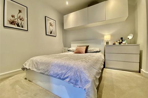 2 bedroom apartment to rent, The Metropolitan, 3 Sandbanks Road, Poole, BH15