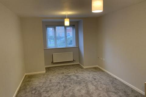 2 bedroom flat to rent, Hornbeam Close, Bristol