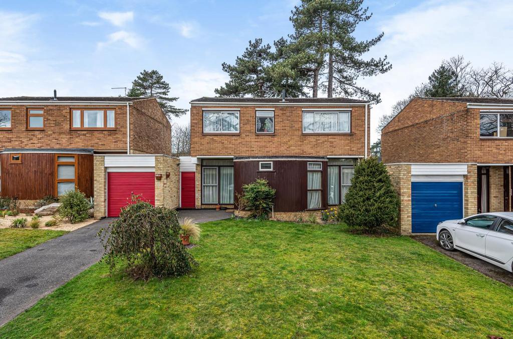 Tor Bryan, Ingatestone 4 bed detached house £800,000