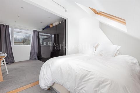 9 Ravenshaw Street, London, NW6 1NP