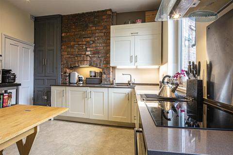 100 Walkley Road, Sheffield, S6 2XP