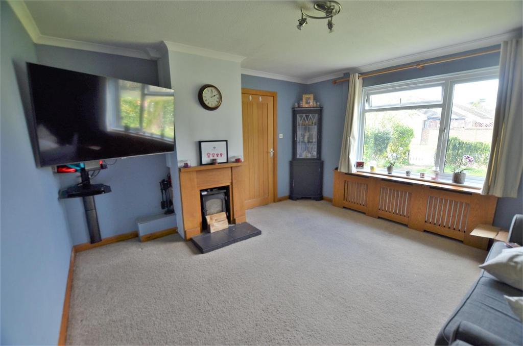 Orchard Rise, Chesterton, Bicester 3 bed terraced house £315,000