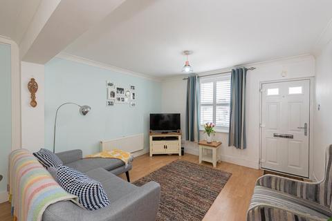 21 Providence Place, Epsom, KT17 4BB