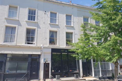 114 Boundary Road, London, NW8 0RH
