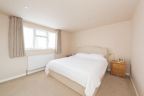 10 Brumfield Road, Epsom, KT19 9PA