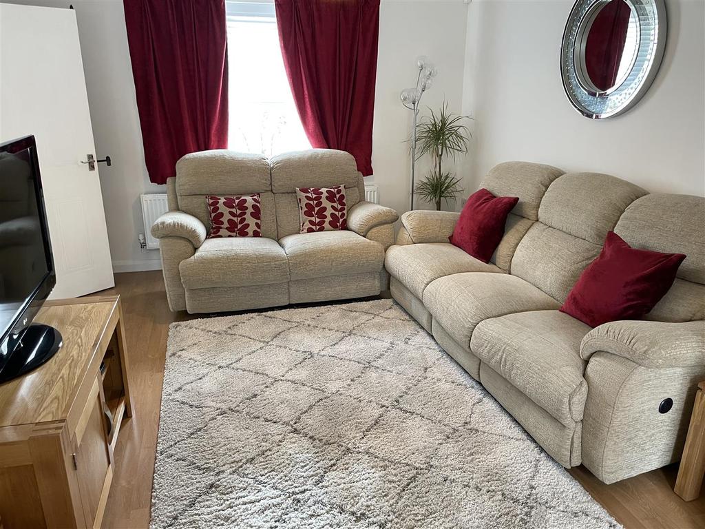Sitting Room.JPG