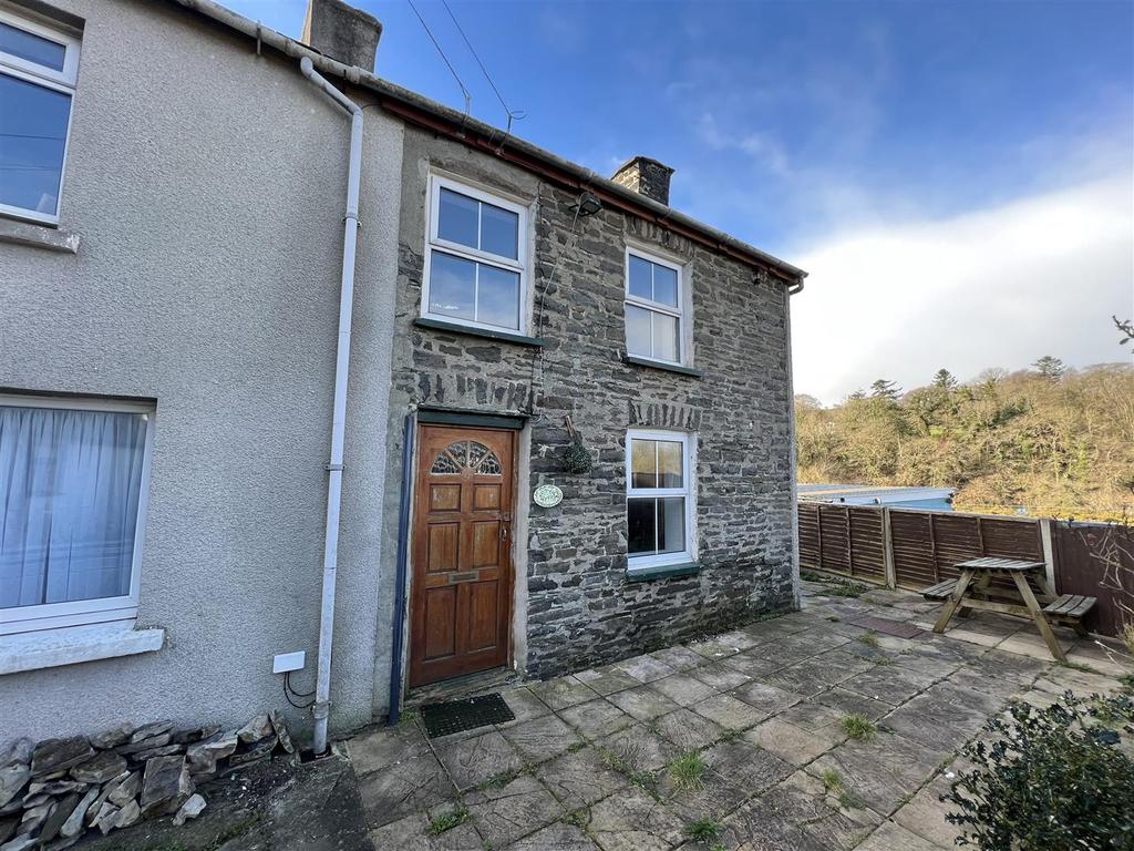New Street, Llanfarian, Aberystwyth 2 bed cottage for sale £125,000