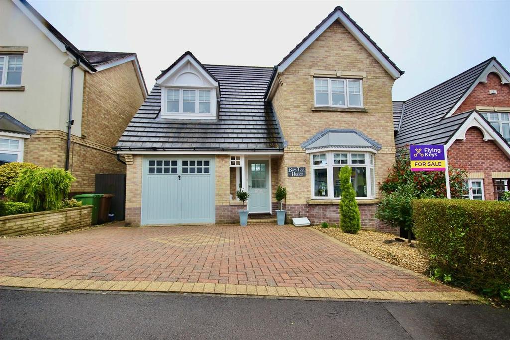 Coed Y Bryn, Blackwood 4 bed detached house £369,000