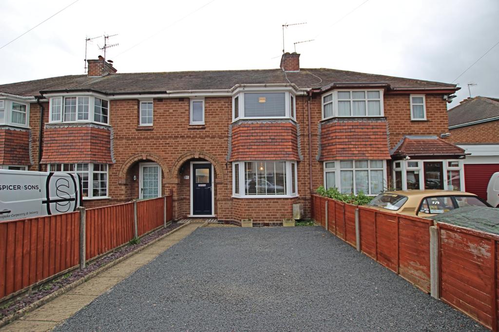 Kingsbury Road, Worcester, Worcestershire, WR2 4JH 3 bed terraced house