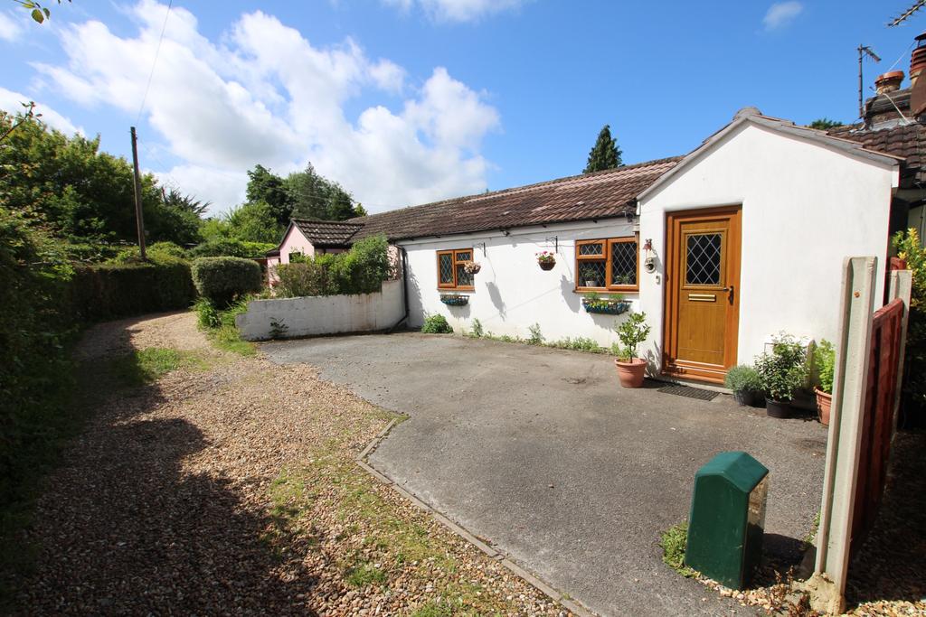 ANMORE ROAD, DENMEAD 2 bed cottage £315,000