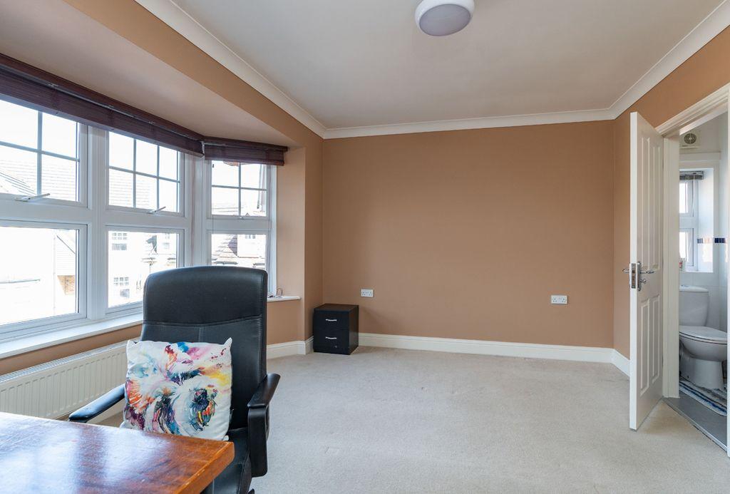 Bedroom 2 (Double with Ensuite)